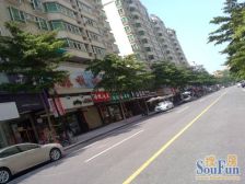 莲花苑精装4房、带露台、带红本独立车库,诚心出售!