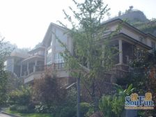 汽博中心 保利国际高尔夫花园八房2088万