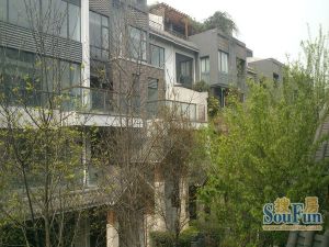 紫檀山4室1厅东南