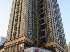 恒通云鼎高层 有钥匙随时看房 商圈里 八一好吃街