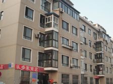 中间楼层,2室户型,有阳台,东方路 76