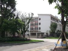 沙区融汇锦华里 精装四房 户型采光很好 朝向安静