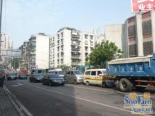 南坪商圈 精装修一房 住家安静 诚心出售 交通方便