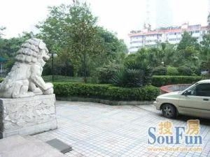 水晶花园3室2厅东南