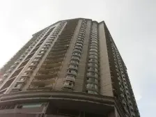 近挨解放碑精装修高楼层视野好拎包入住落地窗