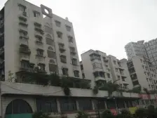 较场口 日月光旁 正规大三房 上3楼 诚心出售