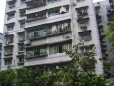 房子是正规二室二厅,户型方正,业主诚心出售