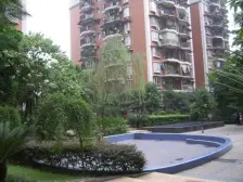 建设村 平安怡和园三房99万