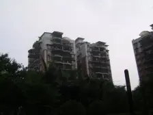 轻轨站 平安怡和园小2房 出行方便