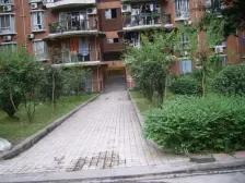 建设村 平安怡和园四房128万