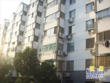 里河新村 全明户型三房 一梯两户 地铁口5号线 诚售