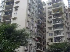 低首付!精装房南北通透的三居室,邻地铁的低价房源