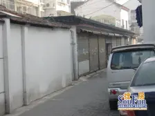 中街路 曹家巷 中间楼层有车库东中市和景范在