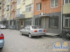 滨河居住区临镜苑电梯房南向两居室