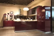 ����Լ��ϵ��͸��ϵ�г���