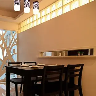 苏州荣飞装饰设计公司 现代简约二居室餐厅背景墙装修效果图大全 设计