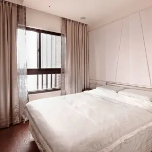 现代简约卧室窗帘装修效果图