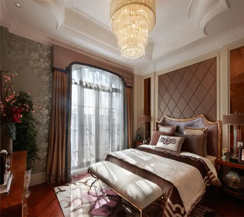 设计师: 张育溪 欧美风情卧室窗帘装修效果图欣赏 设计师: 肖成 欧美