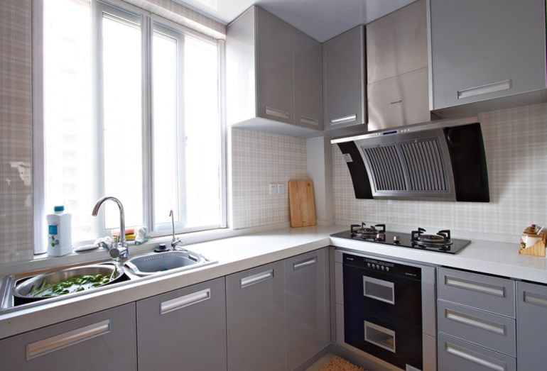现代简约三居室厨房装修效果图欣赏