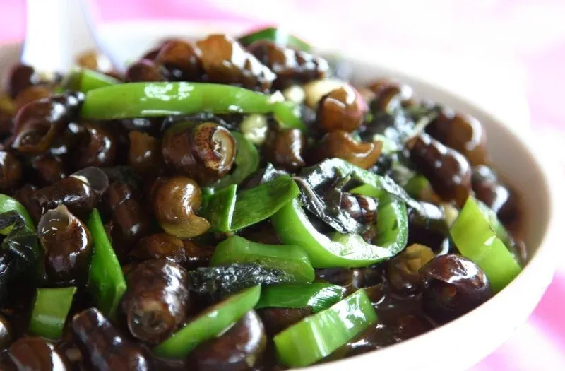 紫苏炒山坑螺,有业主还打算第二天打包几盒回广州吃呢