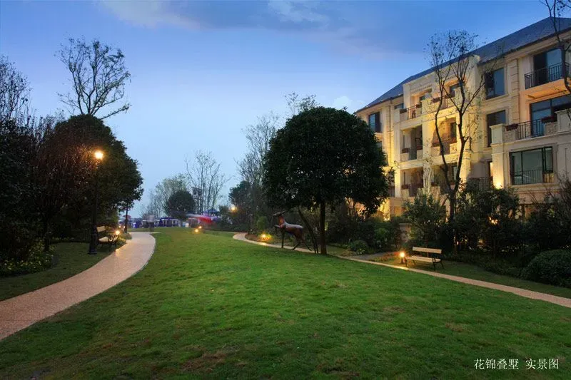 真快,明天就要开盘了,梦幻的实景图有木有?