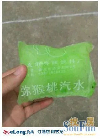 童年的记忆,谈不上美味却吃的很欢乐的冰袋.