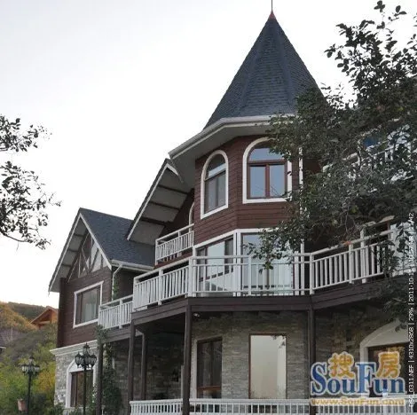 棋盘山景区里独栋别墅!210万一套!赠送后花园!赠送车库