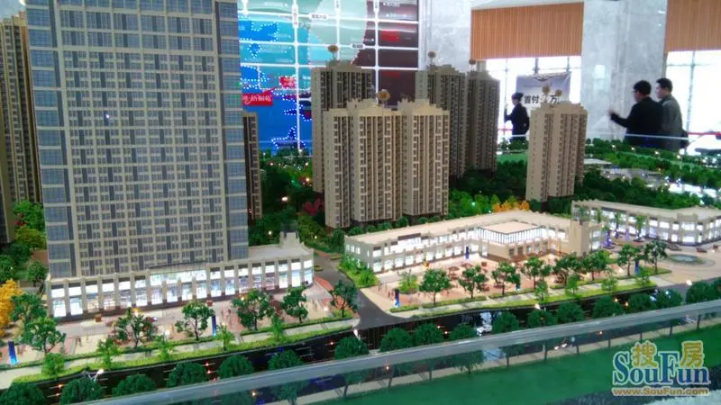 【光谷！我为片区冠名】一个熟悉而又陌生的地方，龙城广场