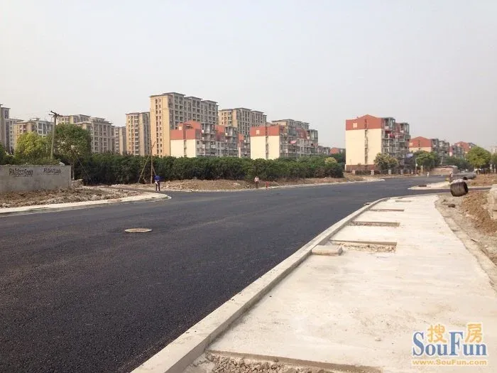 主题:祁华路地铁口近况