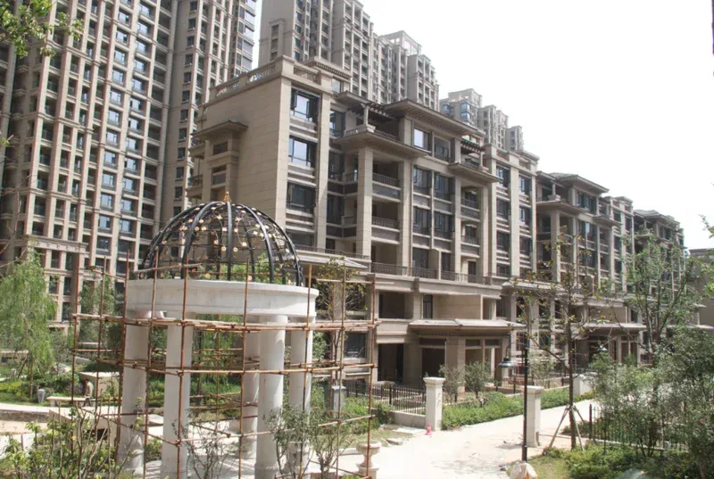 随手拍天御三期景观,雨后的小区还是蛮干净的