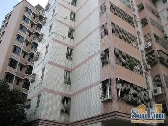 昨天去看了汇贤雅居,真是不值那么贵的价钱!