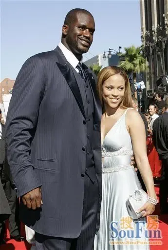 奥胖女友1.57m 不担忧59厘米差距