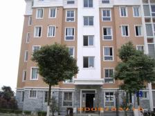 房龄新+固定车位+楼间距大+总价低+南北通+一梯两户