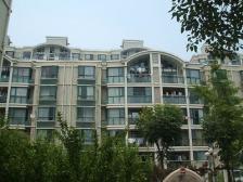 近地铁,产权清晰,中间楼层,精装,新上房源