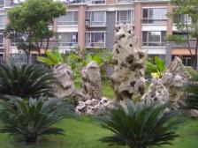 地铁口200m,绝/版户型大三房,四开间朝南,南北通透带双阳台