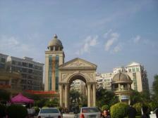 华南摩尔,一梯两户,南北对流,方正户型三房