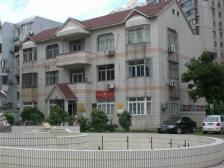 此房满五年,电梯中间楼层,视野开阔、安静