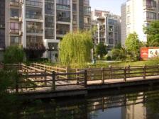 新上 小区中间大三房 户型方正 位置优越 布局合理