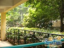 此房户型方正,可拎包入住,交通方便