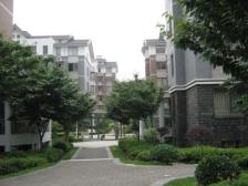 秀泊经典 南北通透,采光好 装修好,环镜优美 中间楼层