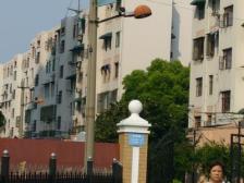 近地铁约100米,房本满五,铂金4楼采光好,配套齐全