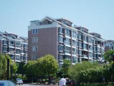 二期方正南北通两房,位置安静,光线视野好,随时看房