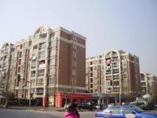 少见户型,房龄新,户型正,总价低,居住舒适