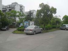 百年香樟树旁 中间楼层 南北通 近苏州河 位置安静