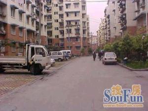 莲花新一区3室1厅西南