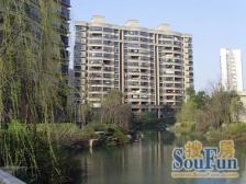 九城湖滨 优质小户型 带产权车位 满五就这1套 凤凰层