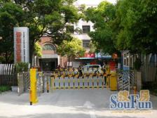 约5.5米高稀有户型,两层复式南北通7房,带大花园