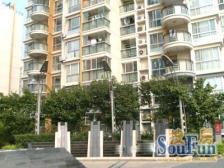 今日家园 四房 底复一楼带院子 带车位 位置安静