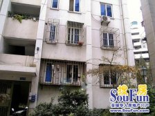 桐泾公园旁解放新村,户型正气,低楼层有车库,诚售