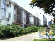 S验本部!D铁口!09年何山花园北区 南北通透两房 送车库!